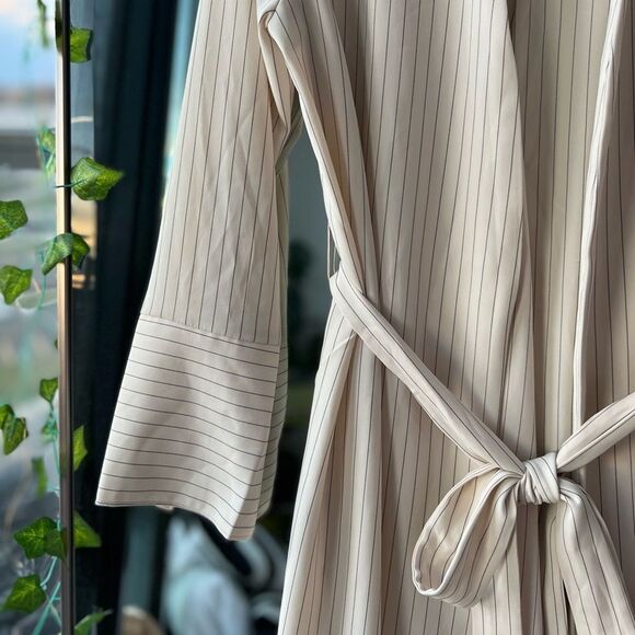 Long coat - Picture 6 of 7